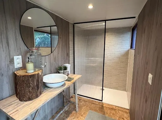 Entre Ciel Et Riviere * 布永