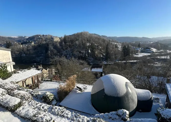 Entre Ciel Et Riviere *