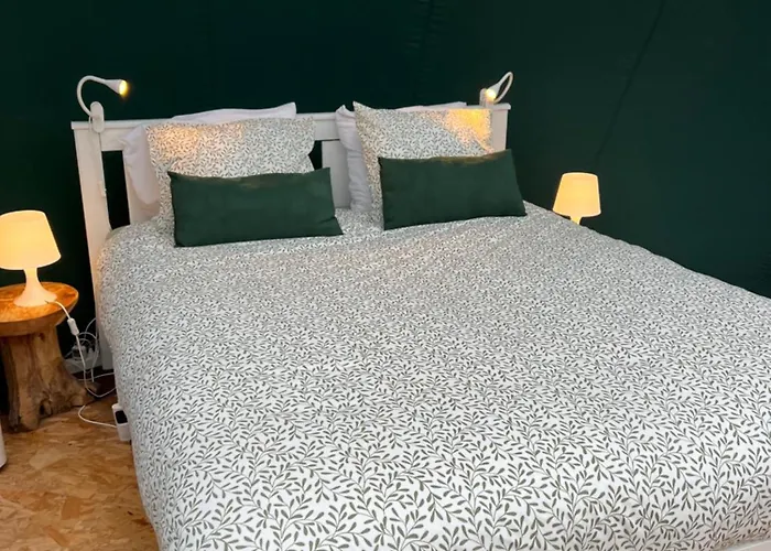 Entre Ciel Et Riviere 营地